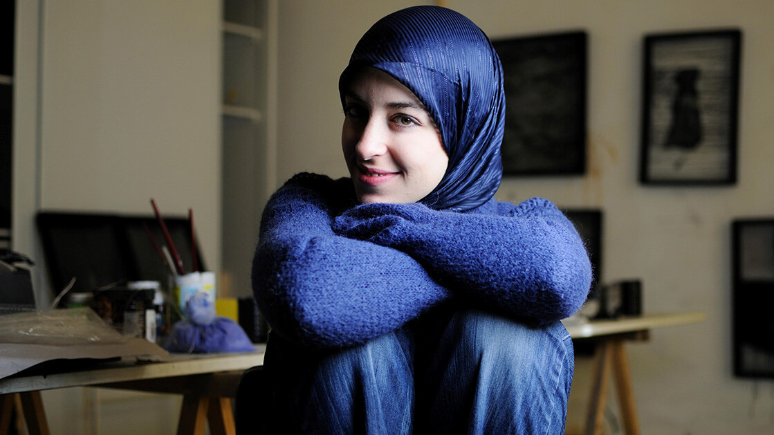 Ziyat Yasmina | Artiste Contemporain : Oeuvres & Biographie