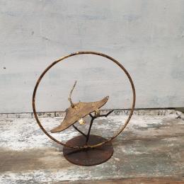 Sculpture baby raie by Eres Nicolas | Sculpture Figurative Metal Animals