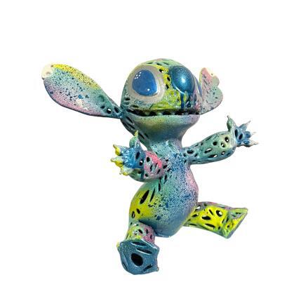 Sculpture FANTASY HAPPY STITCH    par Mikhel Julien | Sculpture Pop-art Graffiti, Résine