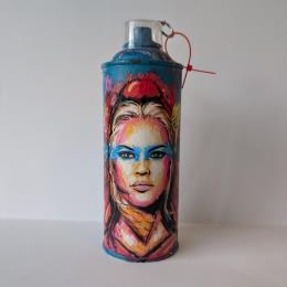 Sculpture Marianne Bardot  by Sufyr | Sculpture Street art Graffiti, Posca Pop icons