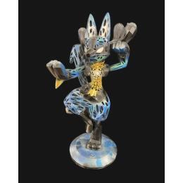 Sculpture Lucario Ready to Fight par Mikhel Julien | Sculpture Pop-art Graffiti, Résine